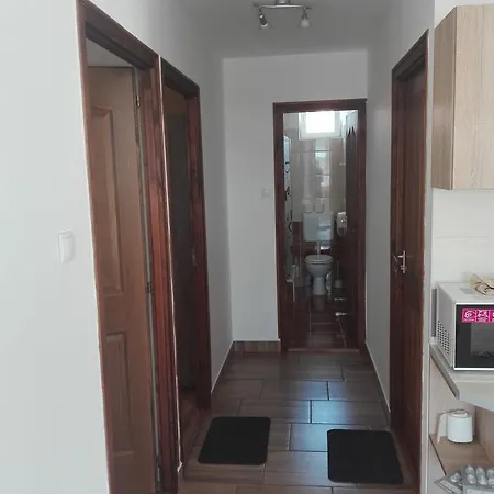 Rita Apartment *