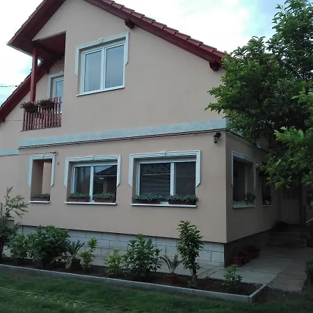 Rita Apartment *