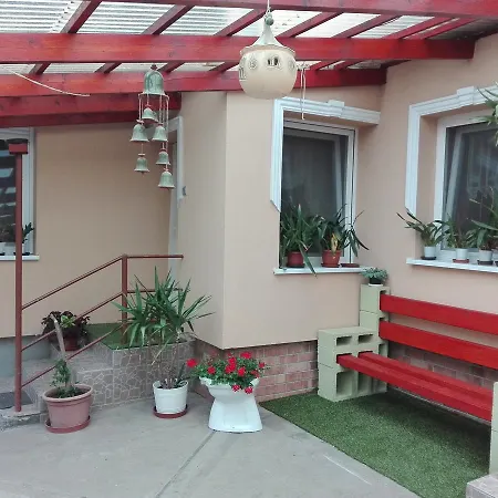 Rita Apartment *